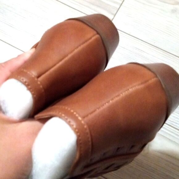 (S-3404) Soda CHANCE Womens Perforated Cut Out Booties Sz 10 - Picture 8 of 11